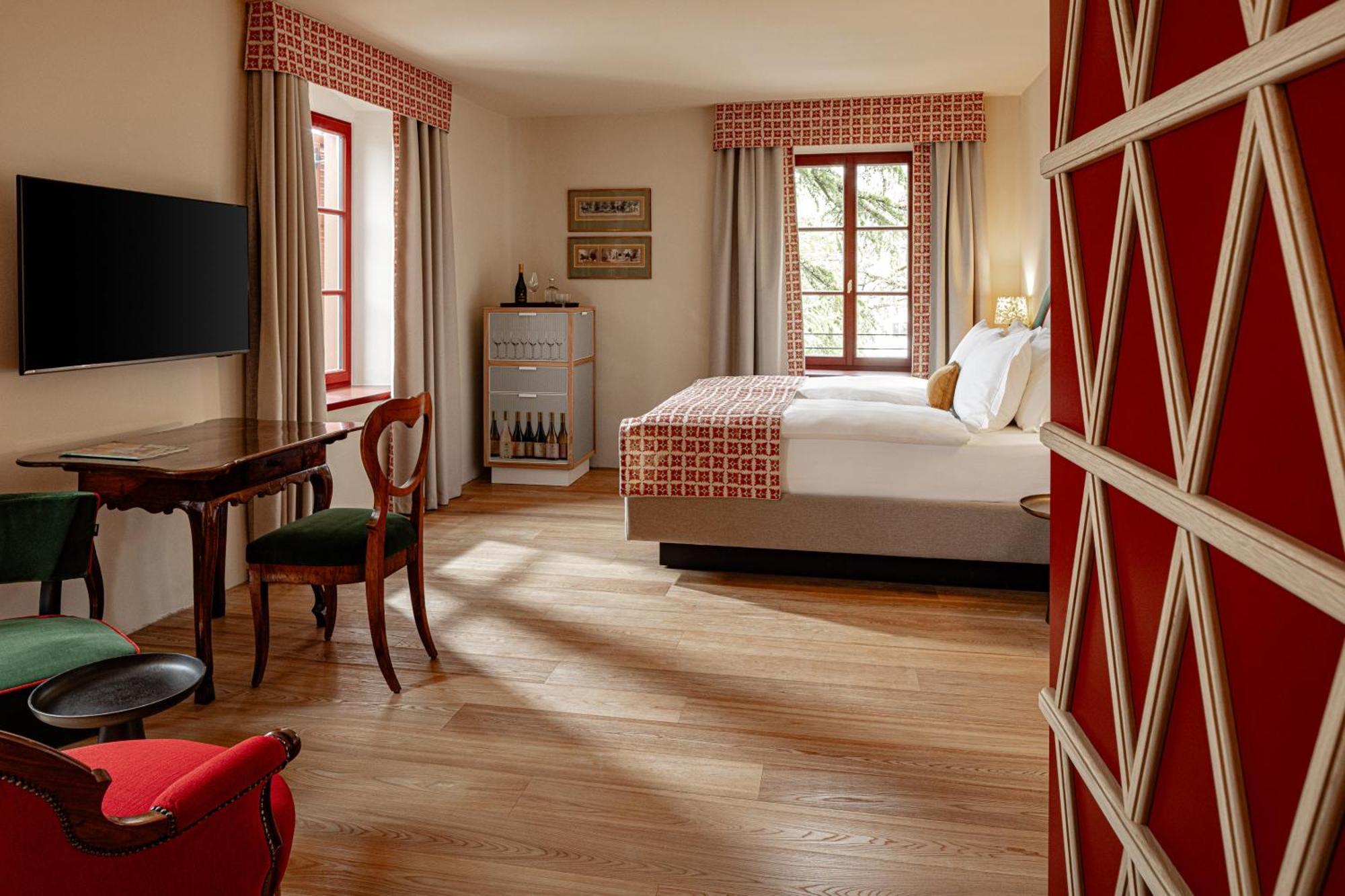 Castel Sallegg Suites Adults Only Caldaro Exteriör bild
